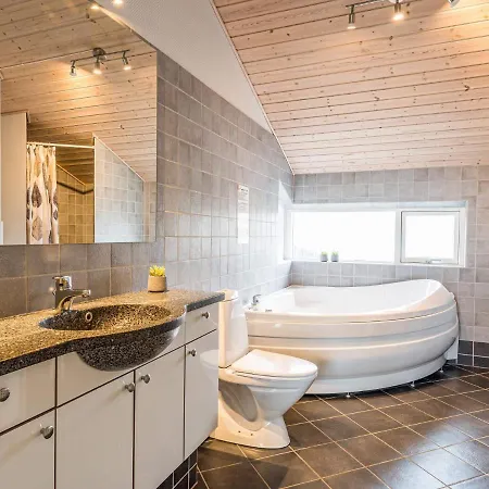 Σπίτι διακοπών 8 Person In *